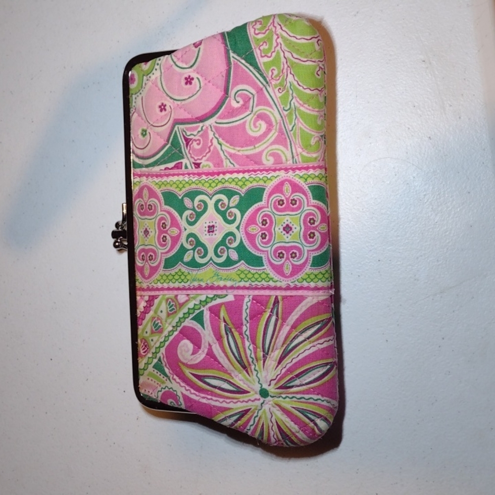 VERA BRADLEY LG KISS LOCK WALLET 
ATTEMPTING TO LOCATE, my apologies